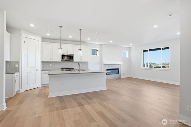 755 Weaver Drive E, Enumclaw, WA 98022