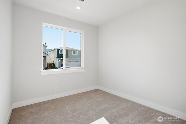 755 Weaver Drive E, Enumclaw, WA 98022