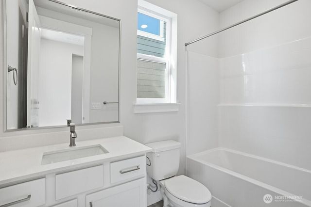 755 Weaver Drive E, Enumclaw, WA 98022