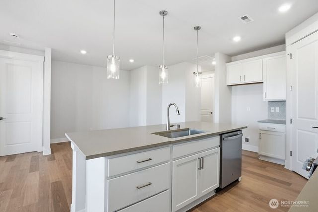 755 Weaver Drive E, Enumclaw, WA 98022