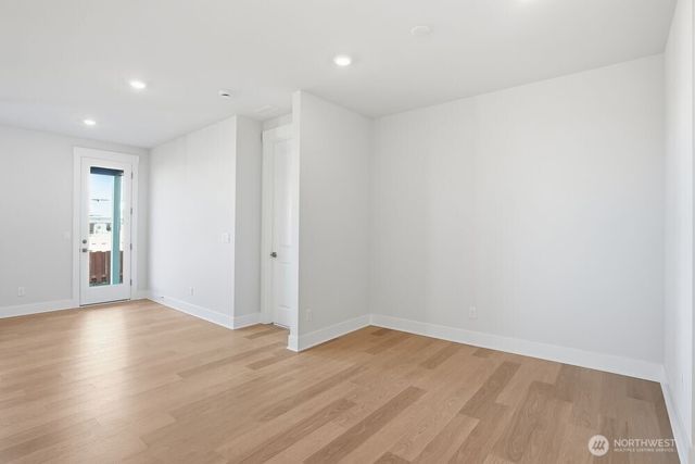 755 Weaver Drive E, Enumclaw, WA 98022