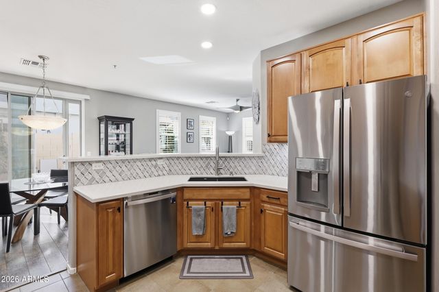 3021 E DARROW Street, Phoenix, AZ 85042