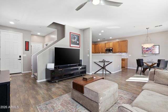 3021 E DARROW Street, Phoenix, AZ 85042