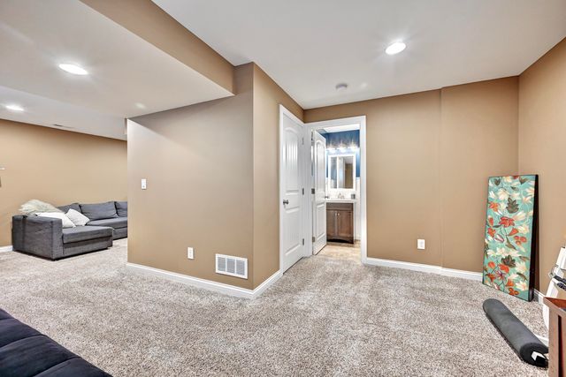 390 Molise Circle, Walton, KY 41094