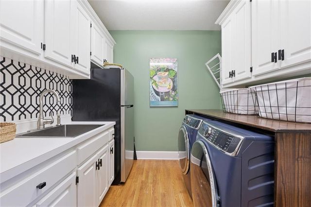 1425 Woodbury Drive, Liberty, MO 64068