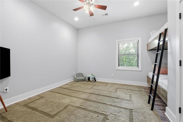 1425 Woodbury Drive, Liberty, MO 64068