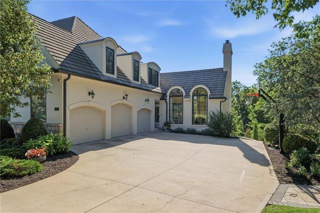 1425 Woodbury Drive, Liberty, MO 64068
