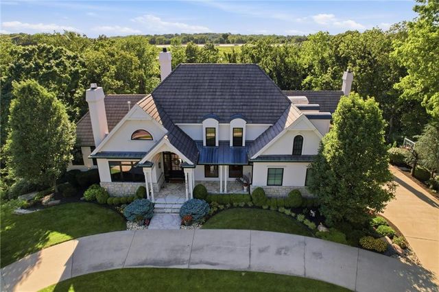 1425 Woodbury Drive, Liberty, MO 64068