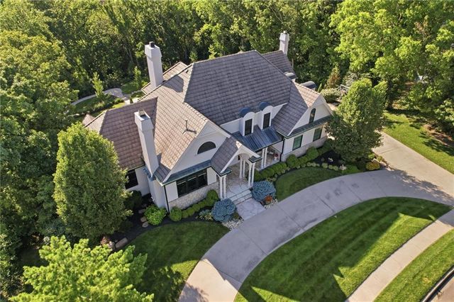 1425 Woodbury Drive, Liberty, MO 64068