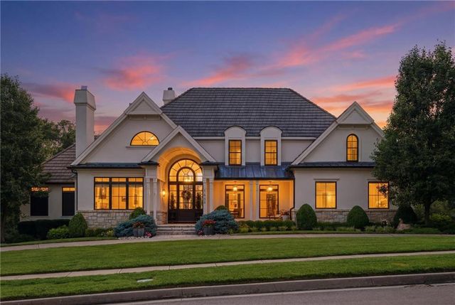 1425 Woodbury Drive, Liberty, MO 64068