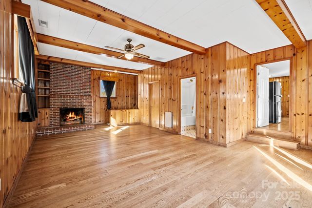 193 Dogwood Road, Candler, NC 28715