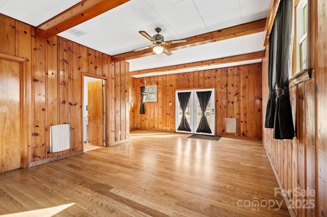 193 Dogwood Road, Candler, NC 28715