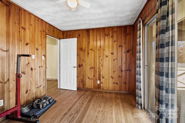 193 Dogwood Road, Candler, NC 28715