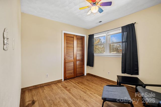 193 Dogwood Road, Candler, NC 28715