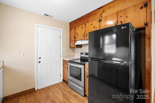 193 Dogwood Road, Candler, NC 28715