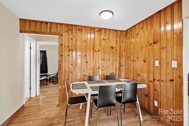 193 Dogwood Road, Candler, NC 28715