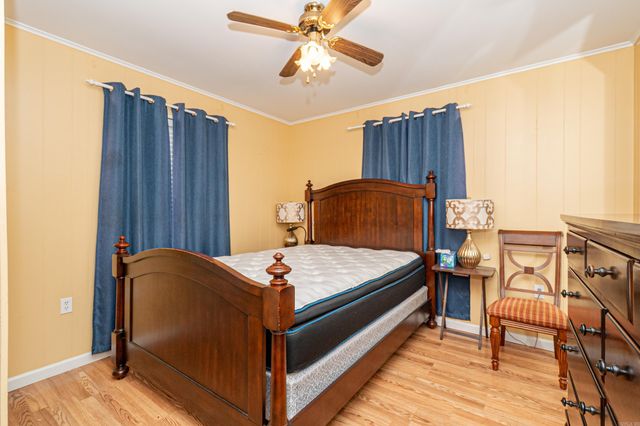 400 N Pine St, Junction City, AR 71749