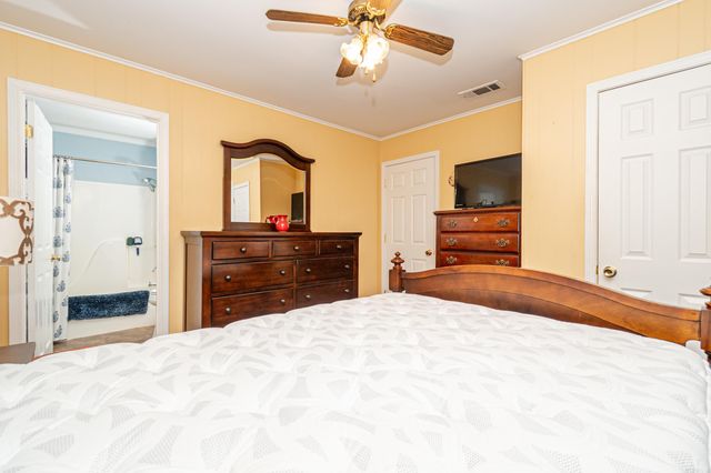 400 N Pine St, Junction City, AR 71749