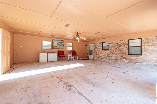 400 N Pine St, Junction City, AR 71749