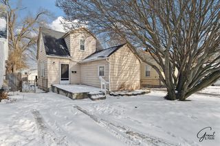 2615 Emmons Avenue, Warren, MI 48091