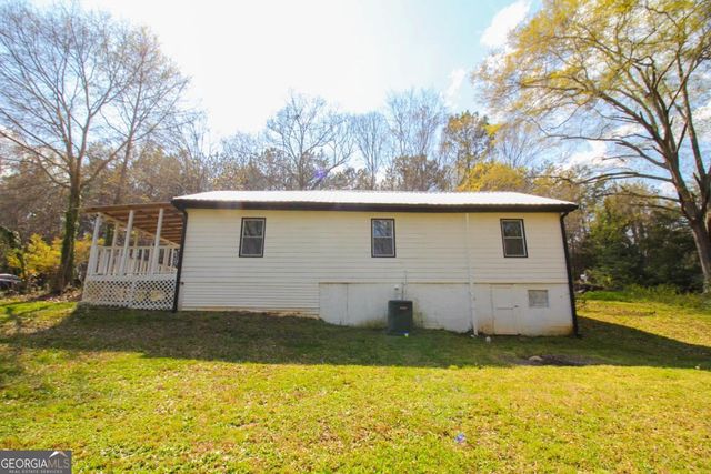 899 E Doyle Street, Toccoa, GA 30577