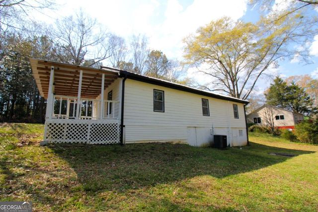 899 E Doyle Street, Toccoa, GA 30577