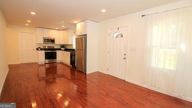 899 E Doyle Street, Toccoa, GA 30577