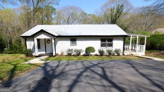 899 E Doyle Street, Toccoa, GA 30577