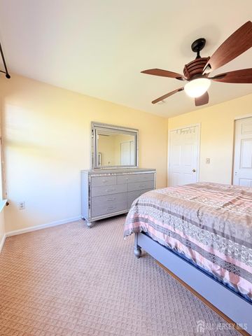 19 Gallop Lane, Franklin Twsp, NJ 08873
