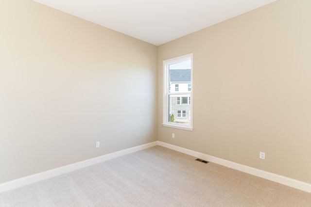 738 Man O'War Boulevard, Union, KY 41091