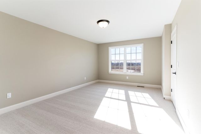 738 Man O'War Boulevard, Union, KY 41091