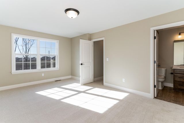 738 Man O'War Boulevard, Union, KY 41091
