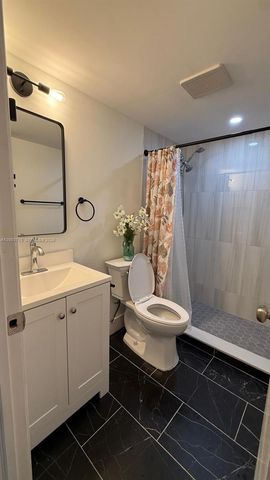 17530 NW 68th Ave C3008, Hialeah, FL 33015