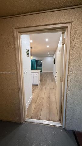 17530 NW 68th Ave C3008, Hialeah, FL 33015