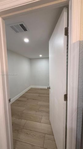 17530 NW 68th Ave C3008, Hialeah, FL 33015