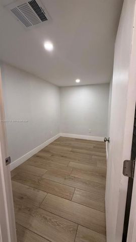 17530 NW 68th Ave C3008, Hialeah, FL 33015