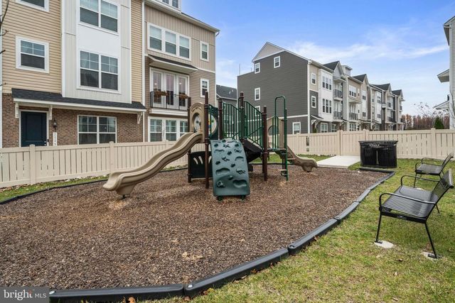 2563 GRANGEMILL LN, Frederick, MD 21701