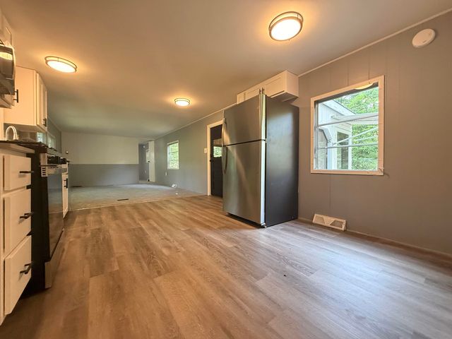9 Corliss Hill Road, Meredith, NH 03253