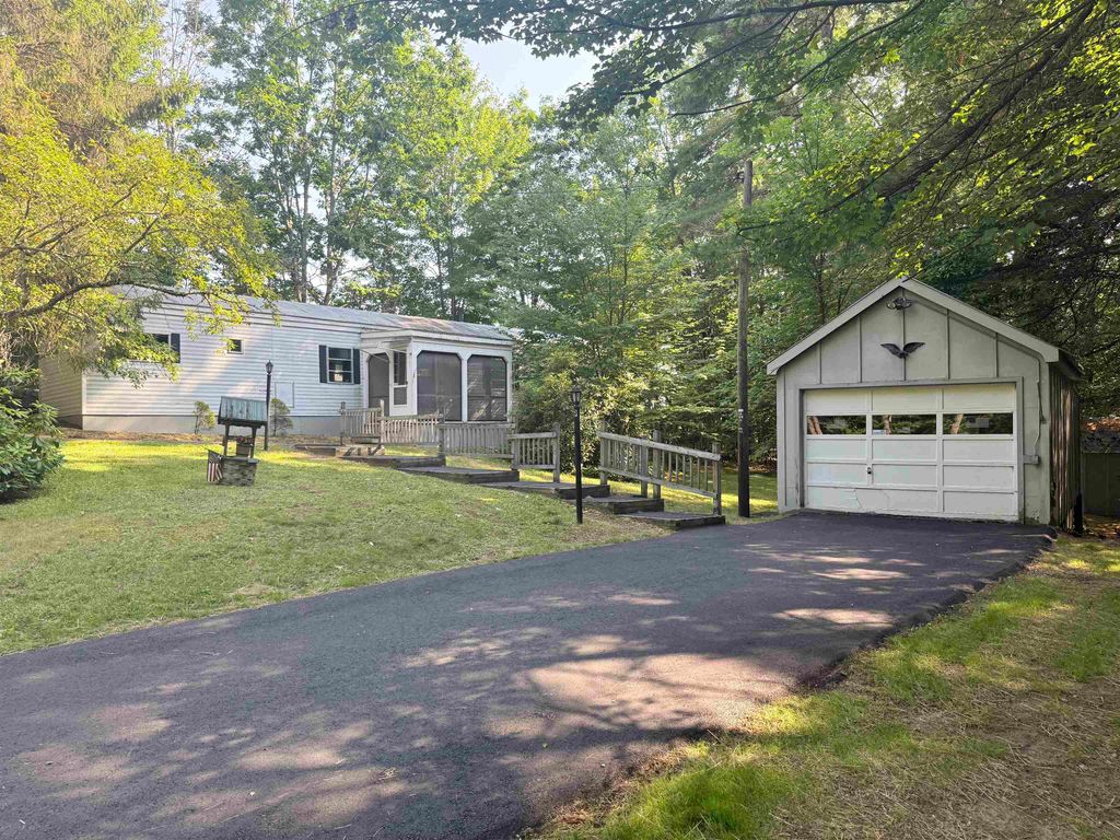 9 Corliss Hill Road, Meredith, NH 03253