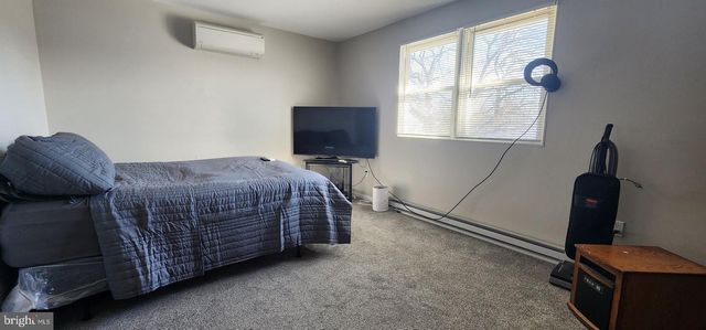 2093 MARKET ST EXT, Middletown, PA 17057