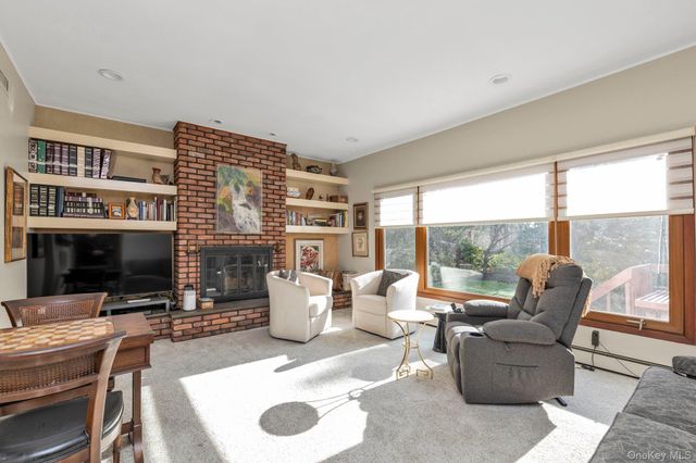 2038 Berfond Court, Merrick, NY 11566