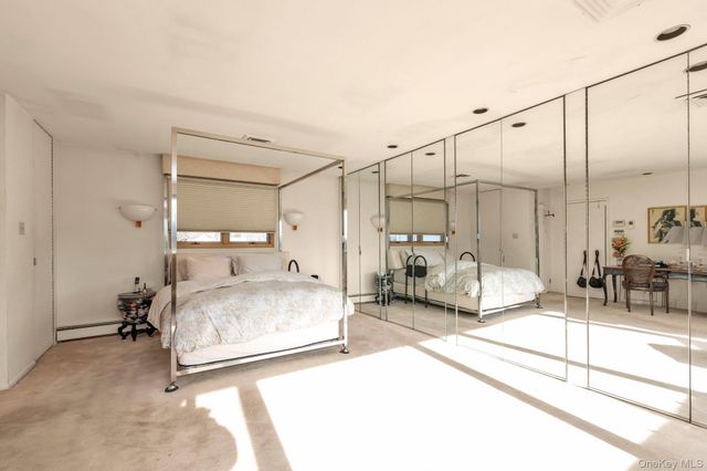 2038 Berfond Court, Merrick, NY 11566