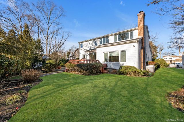 2038 Berfond Court, Merrick, NY 11566