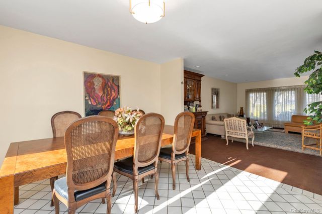 2038 Berfond Court, Merrick, NY 11566