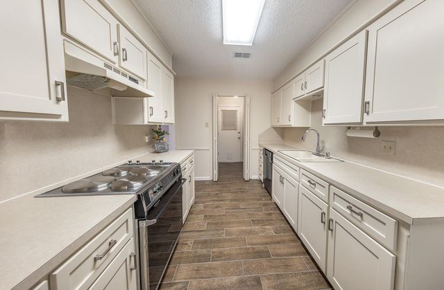 5810 80th Street, Lubbock, TX 79424