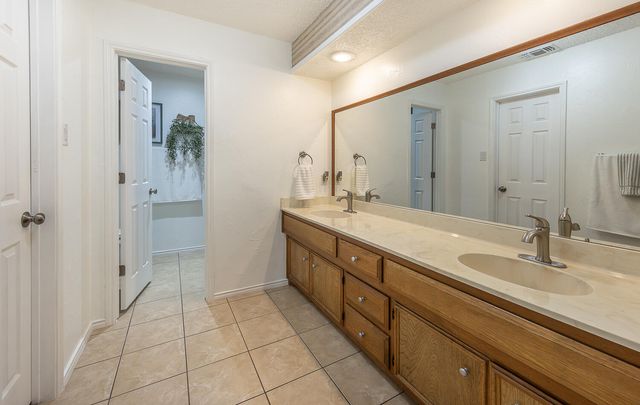 5810 80th Street, Lubbock, TX 79424