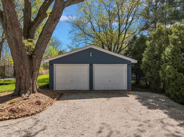 12865 Flynn Road, Chikaming Twp, MI 49125
