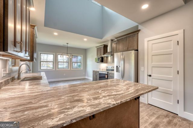 98 Brett Way F, Hiawassee, GA 30546