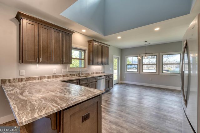 98 Brett Way F, Hiawassee, GA 30546