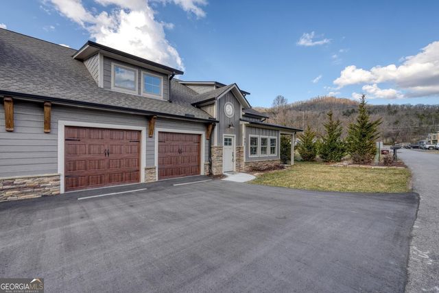 98 Brett Way F, Hiawassee, GA 30546